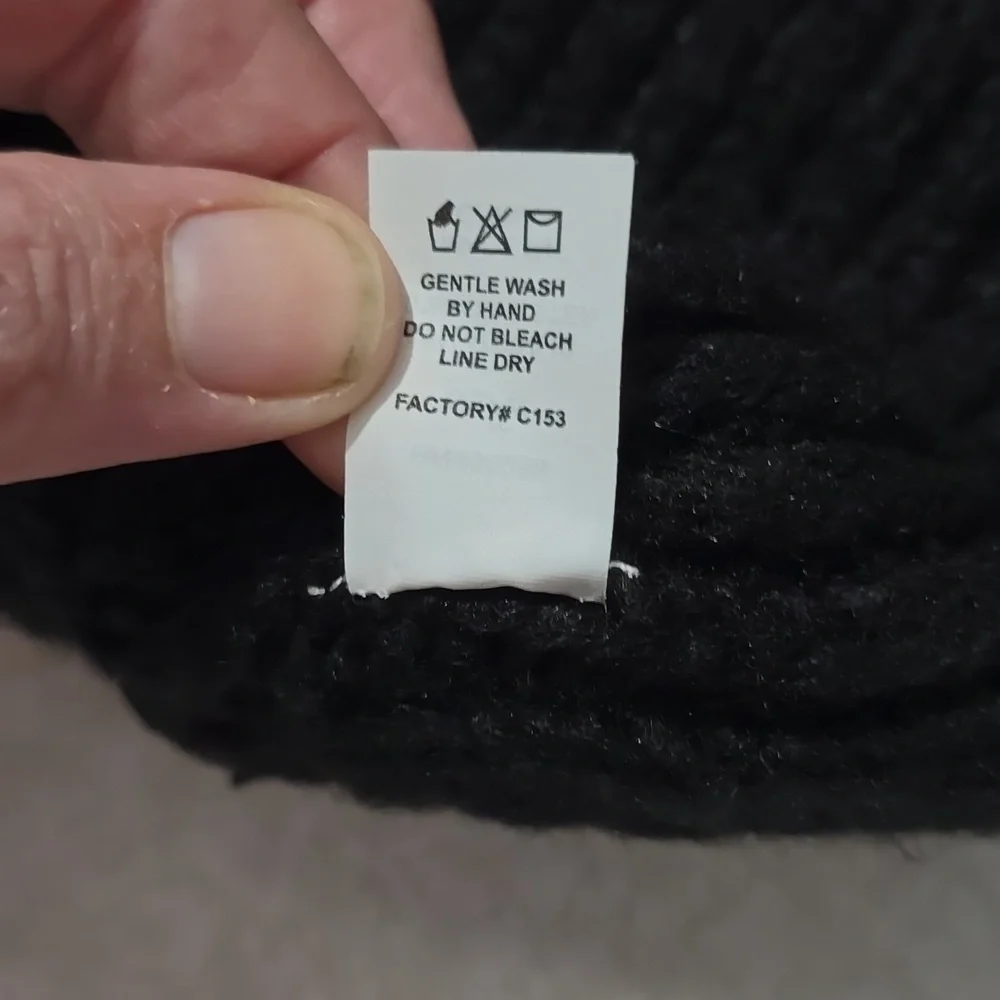Adidas‎ Black Beanie with PomPom